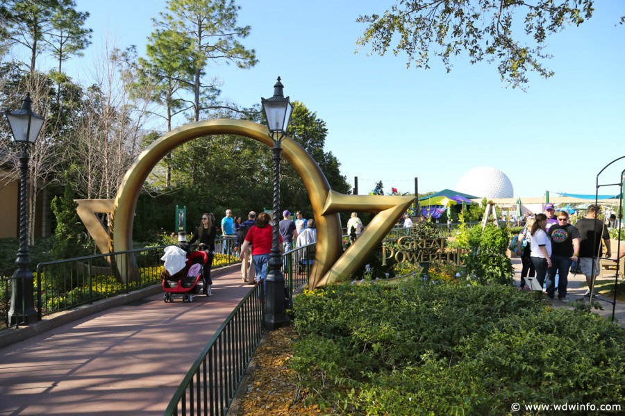 Epcot-Flower-Garden-2013-080