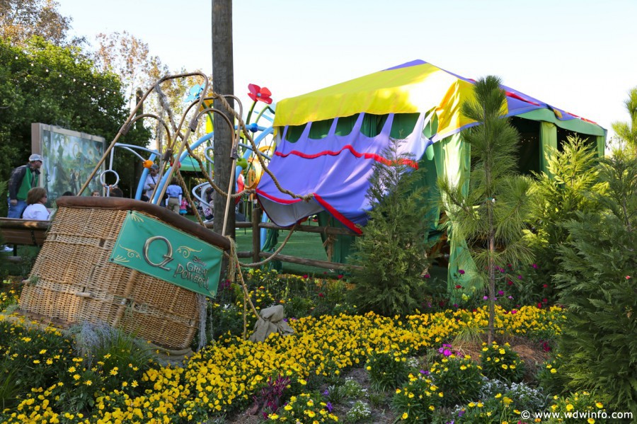 Epcot-Flower-Garden-2013-086
