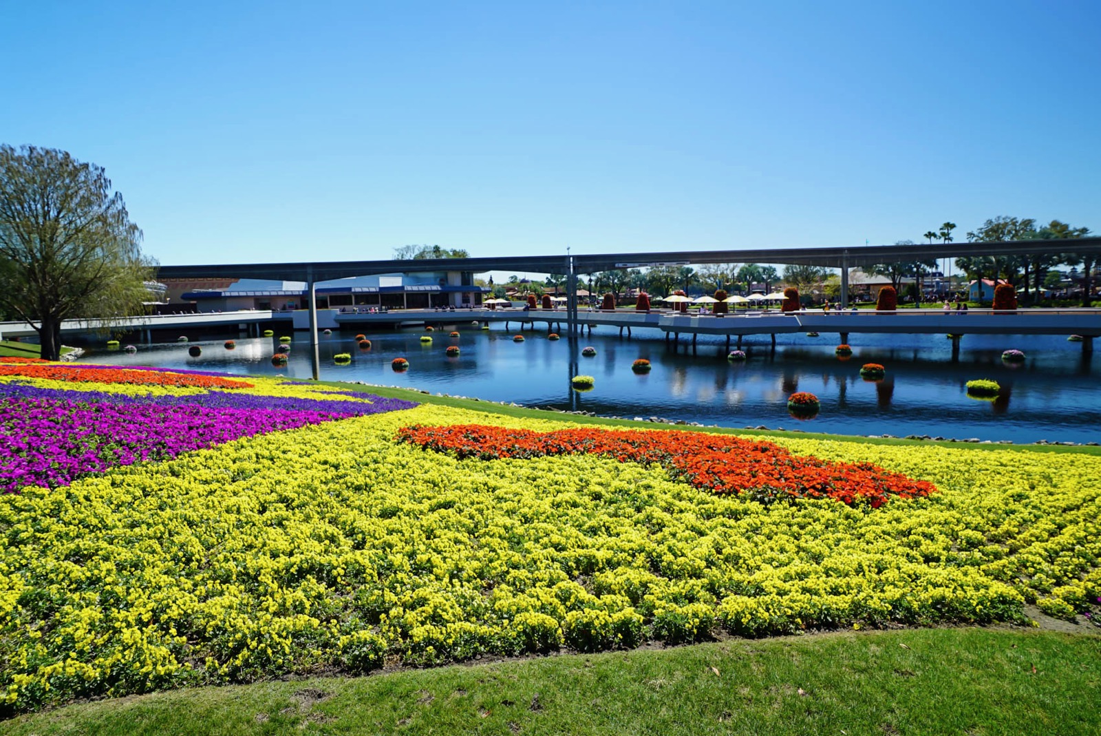 Epcot-Flower-Garden-Festival-003