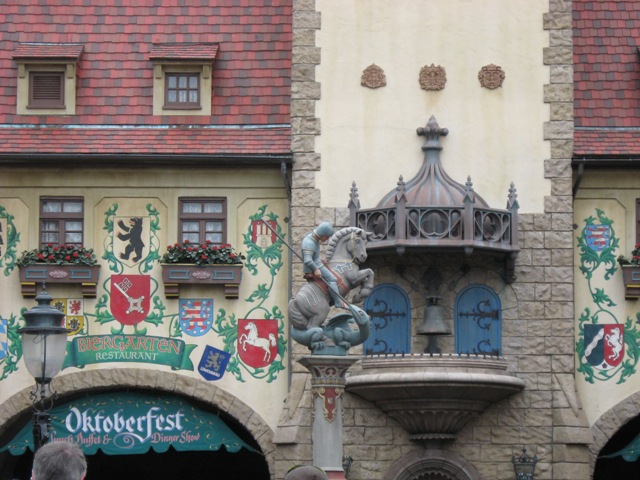 Epcot - Germany Statue 10-2007