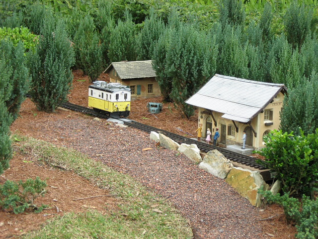 EPCOT-Germany Train