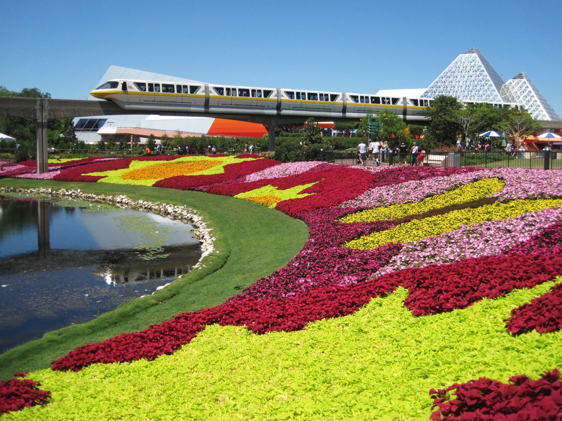 EPCOT May 2017 Flower and Garden