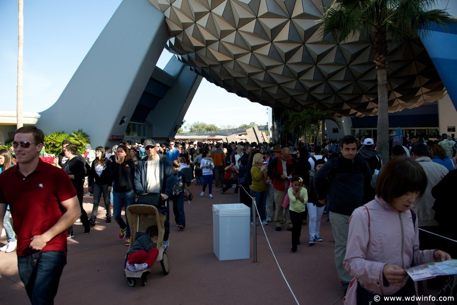 Epcot-NYE-2012-001