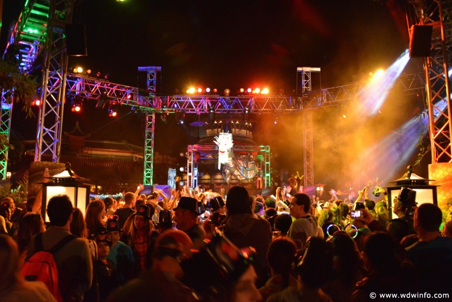 Epcot-NYE-2012-038