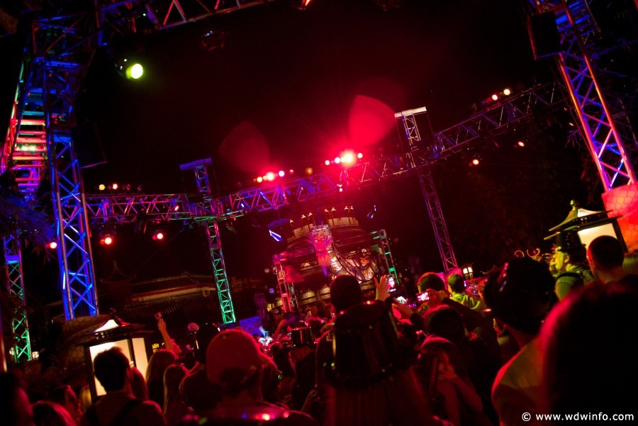 Epcot-NYE-2012-039