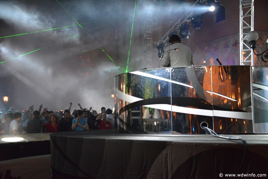 Epcot-NYE-2012-045