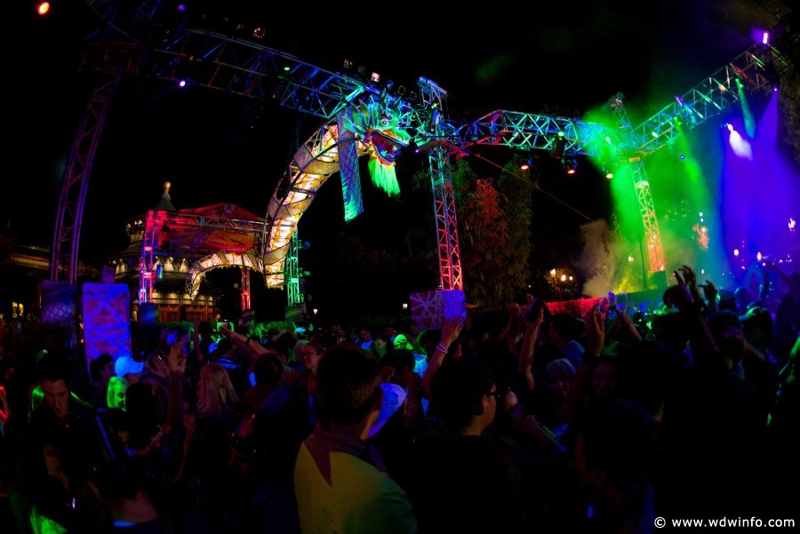 Epcot-NYE-2012-074
