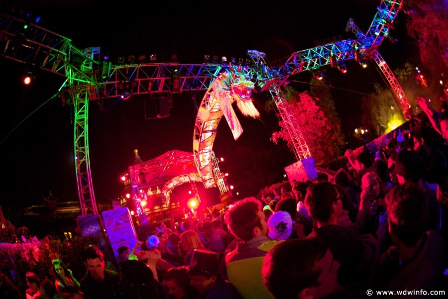Epcot-NYE-2012-075