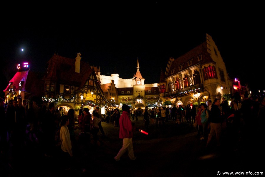 Epcot-NYE-2012-078