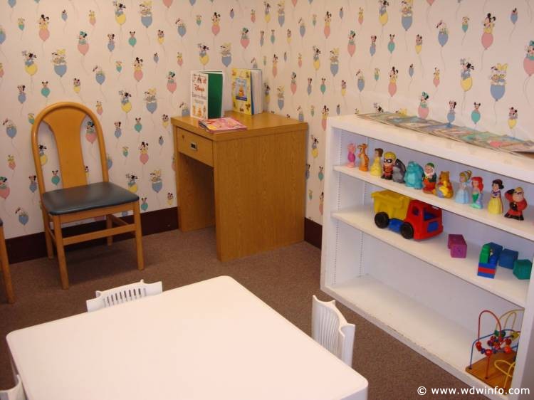 Epcot_Baby_Care_Center_04