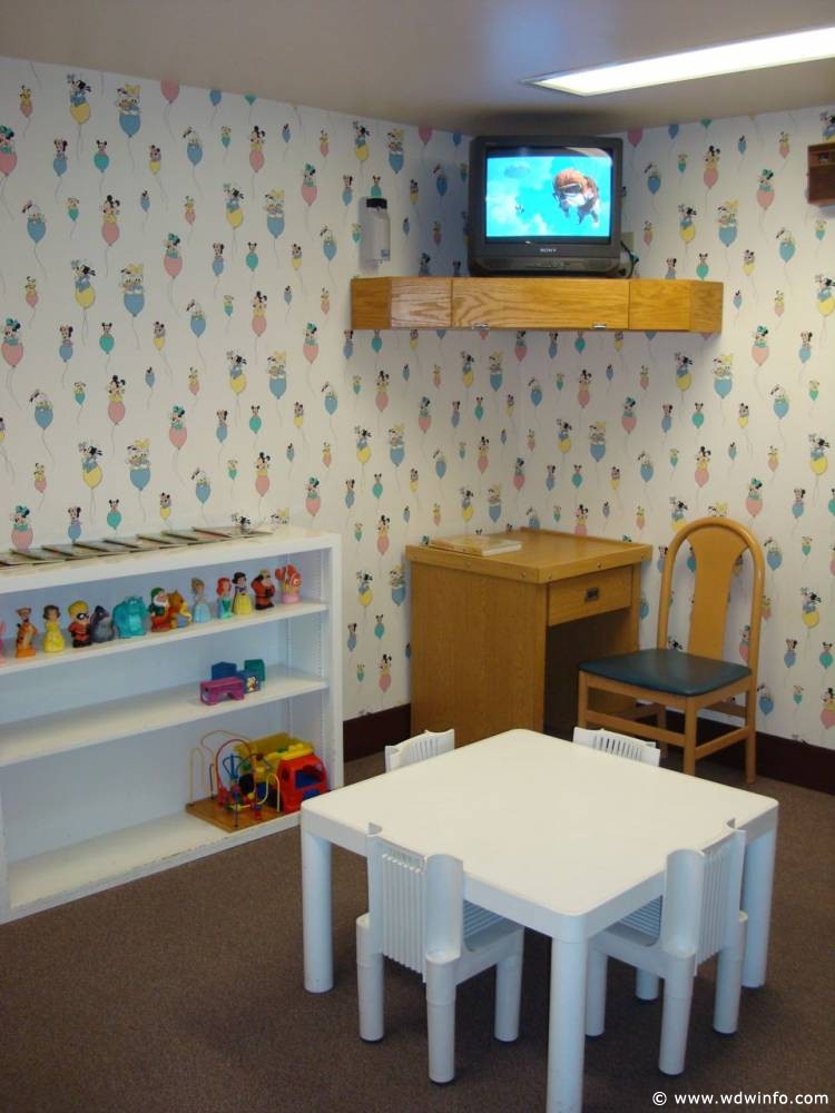 Epcot_Baby_Care_Center_16