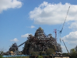 EXPEDITION EVEREST1