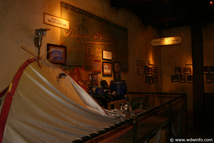 Expedition_Everest_Queue_35