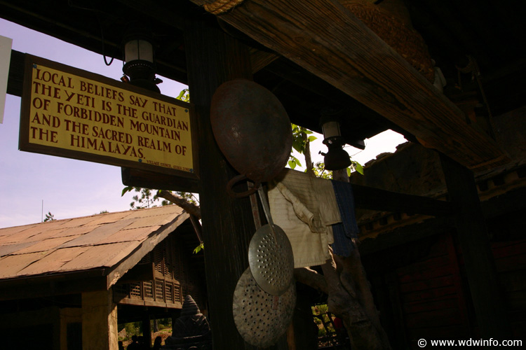 Expedition_Everest_Queue_Fastpass_05