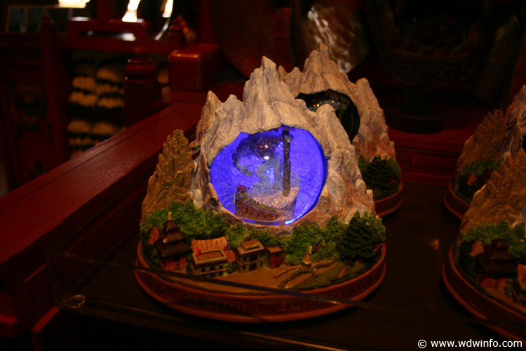 Expedition_Everest_Shop_10