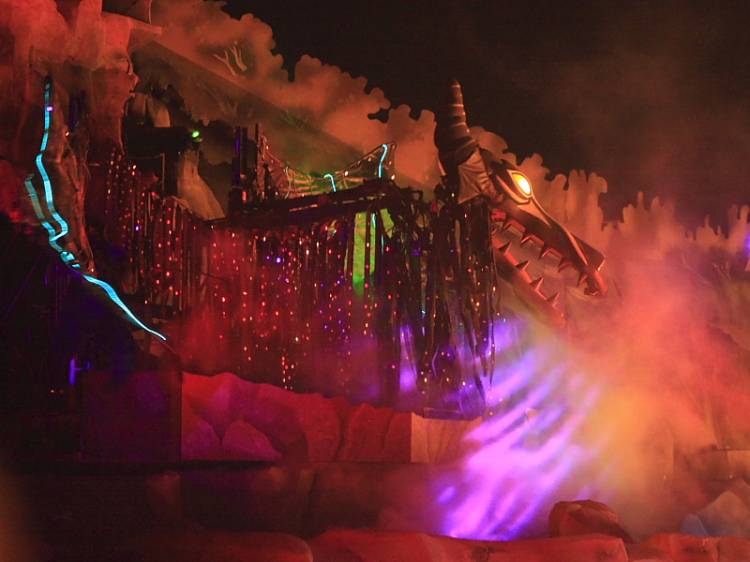 Fantasmic Dragon
