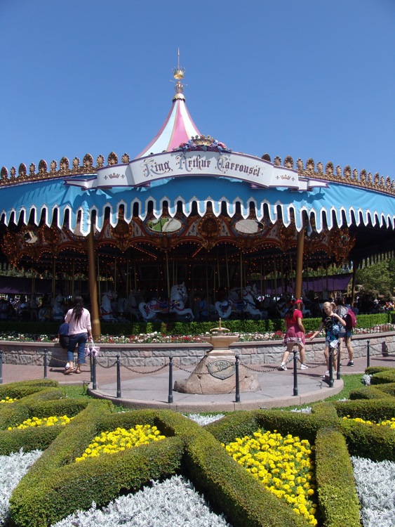 Fantasyland-Disneyland-20