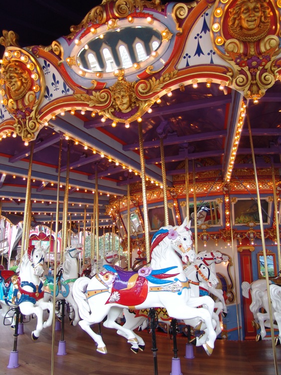 Fantasyland-Disneyland-22