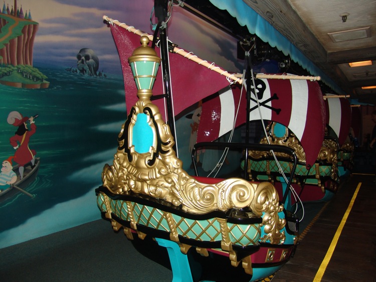 Fantasyland-Disneyland-25