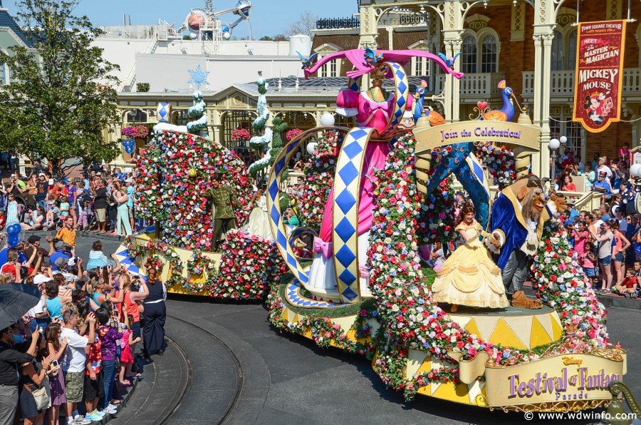 Disney Festival of Fantasy Parade