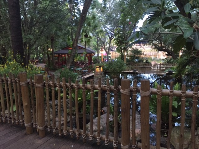 Flame Tree BBQ Seating 8 - AK 09-05-2017