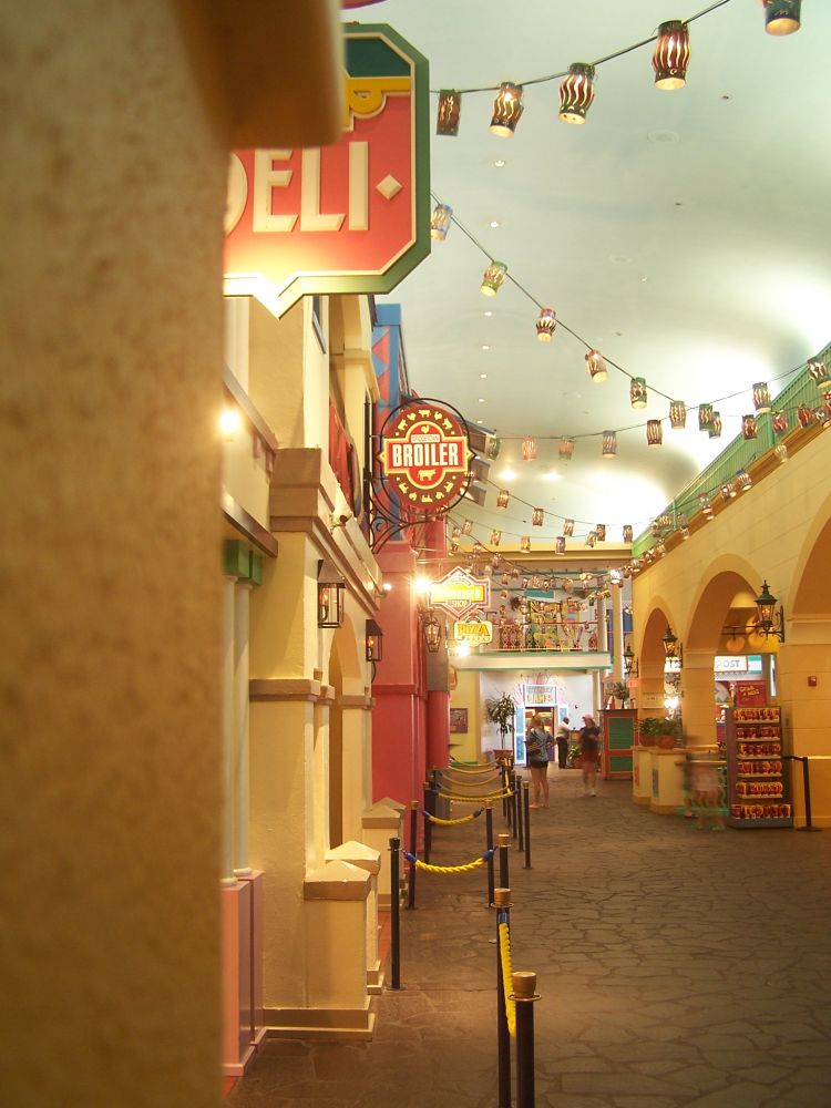 Food Court