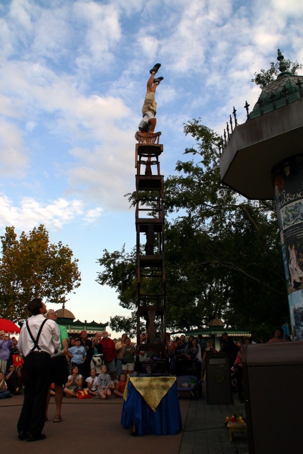 France Street Performer