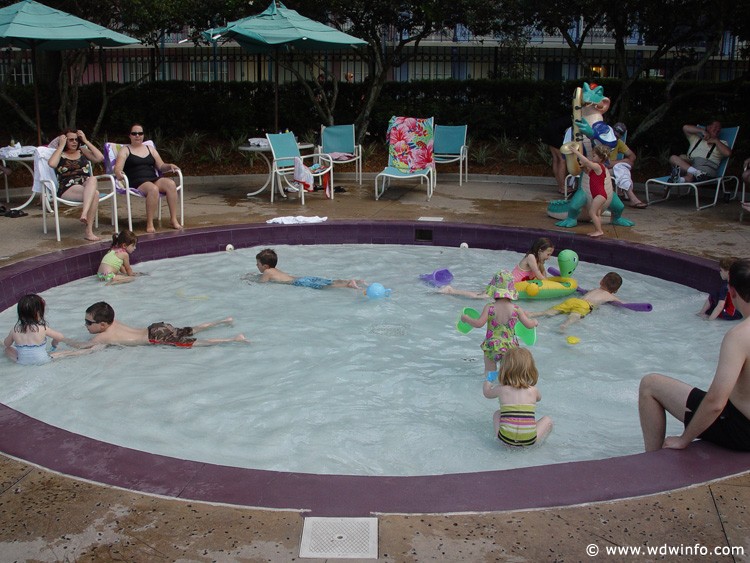 French_Quarter_Pool_29