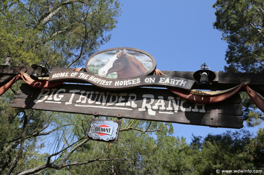 Frontierland-019