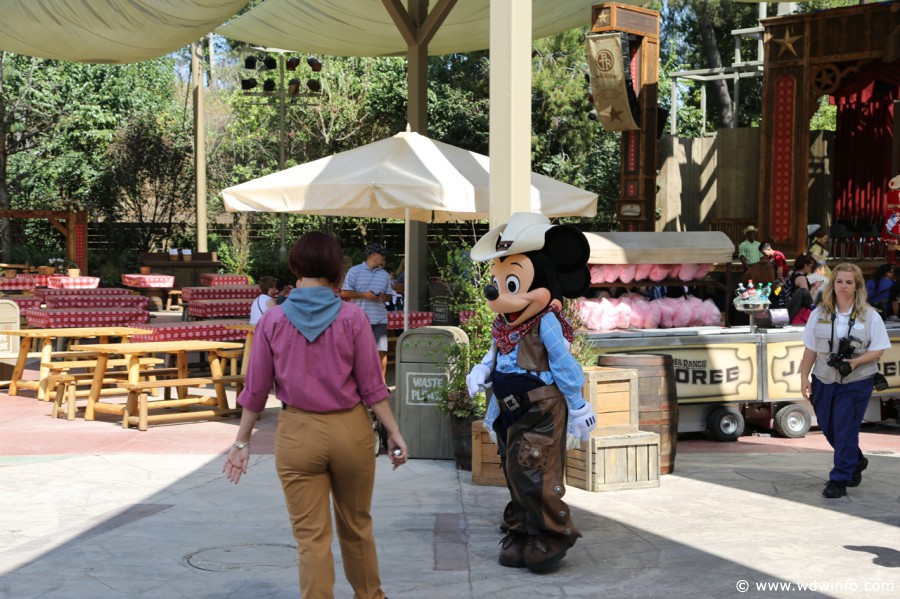 Frontierland-024