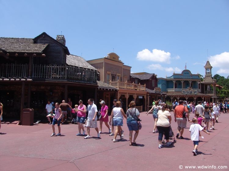 Frontierland_09