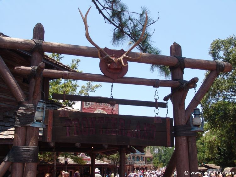 Frontierland_13