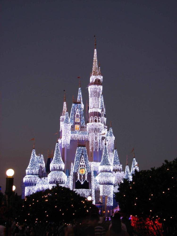 Frozen_Castle