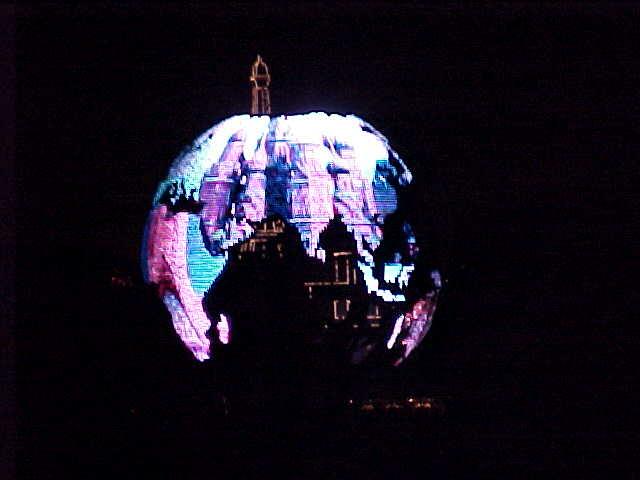 globe_night3