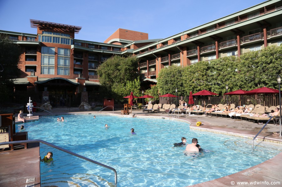 Grand-Californian-Pool-007