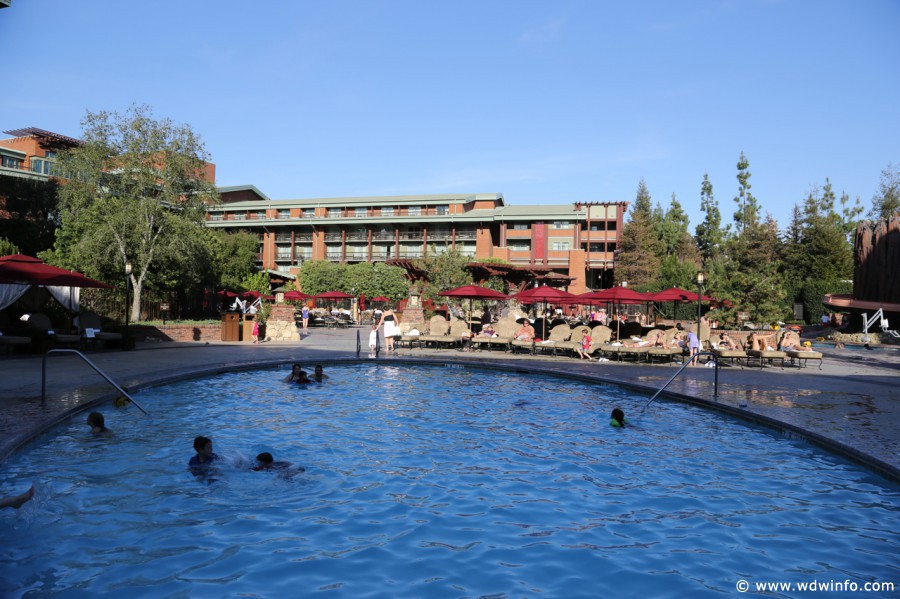 Grand-Californian-Pool-010