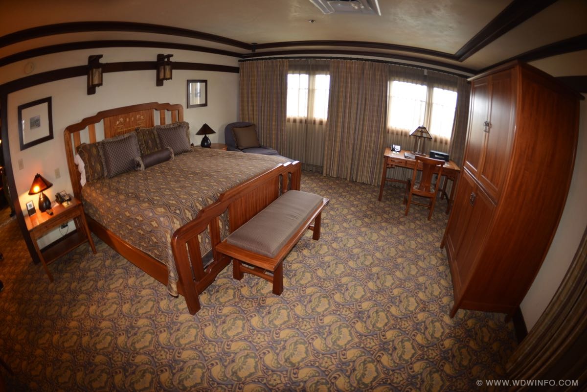 Grand-Californian-Suite33