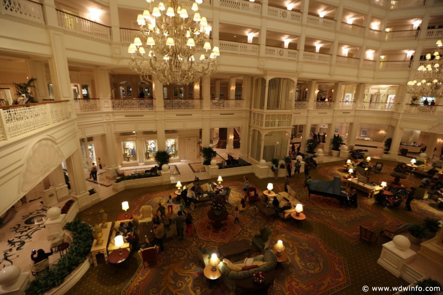 Grand-Floridian-Atrium-Lobby-37