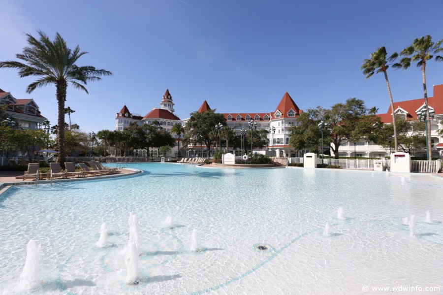 Grand-Floridian-Pools-19