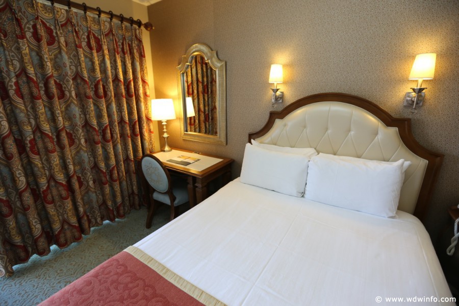 Grand-Floridian-Standard-Room-21