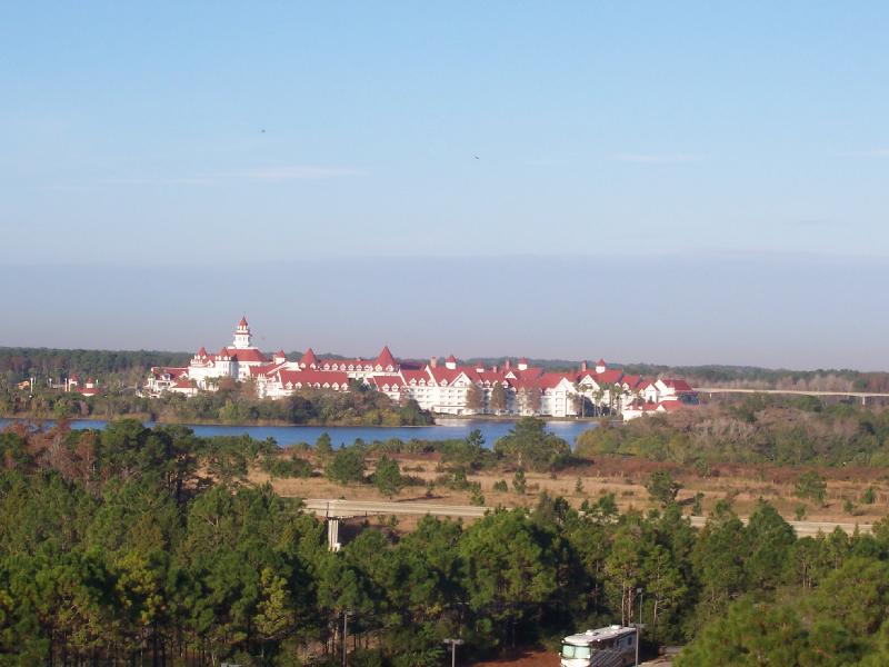 Grand_Floridian_from_WL