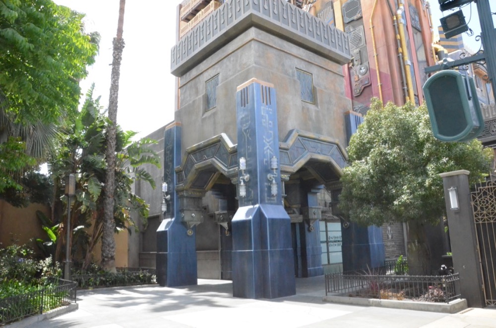 Guardians-of-the-Galaxy-Mission-Breakout-103