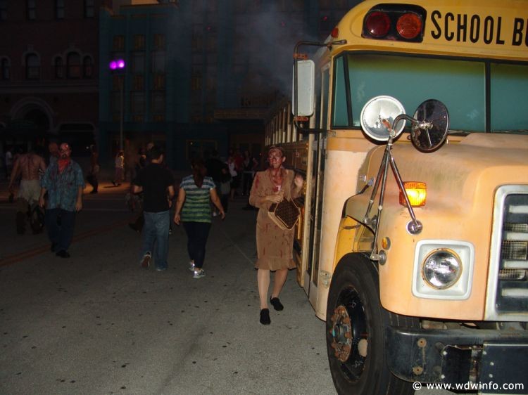 Halloween-Horror-Nights-2009-26