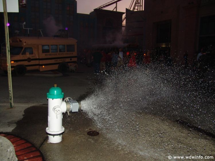 Halloween-Horror-Nights-2009-27