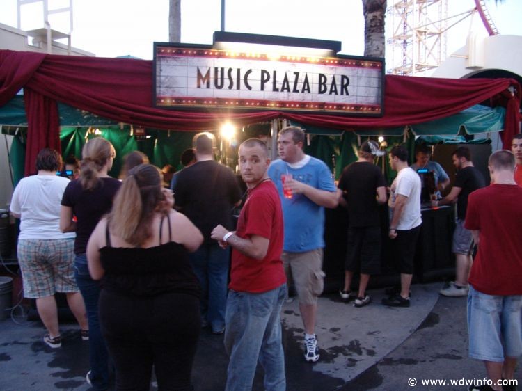 Halloween-Horror-Nights-2009-30