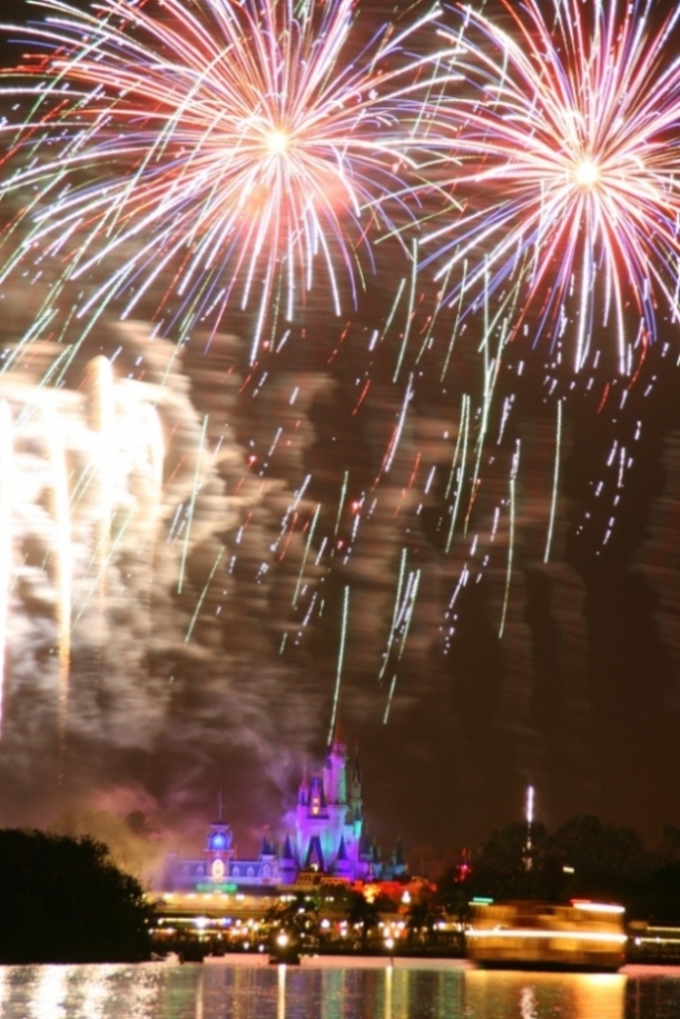HalloWishes Fireworks