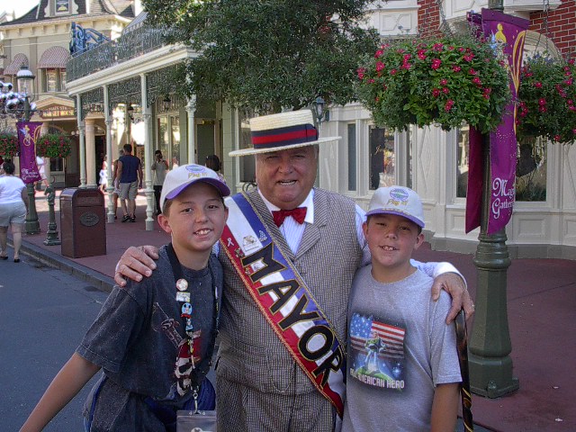 Hanging out with the Mayor of WDW