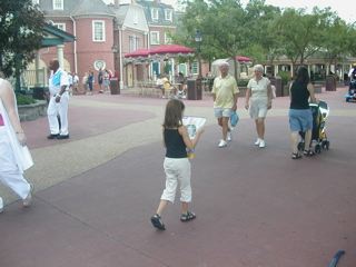 Hannah navigates.