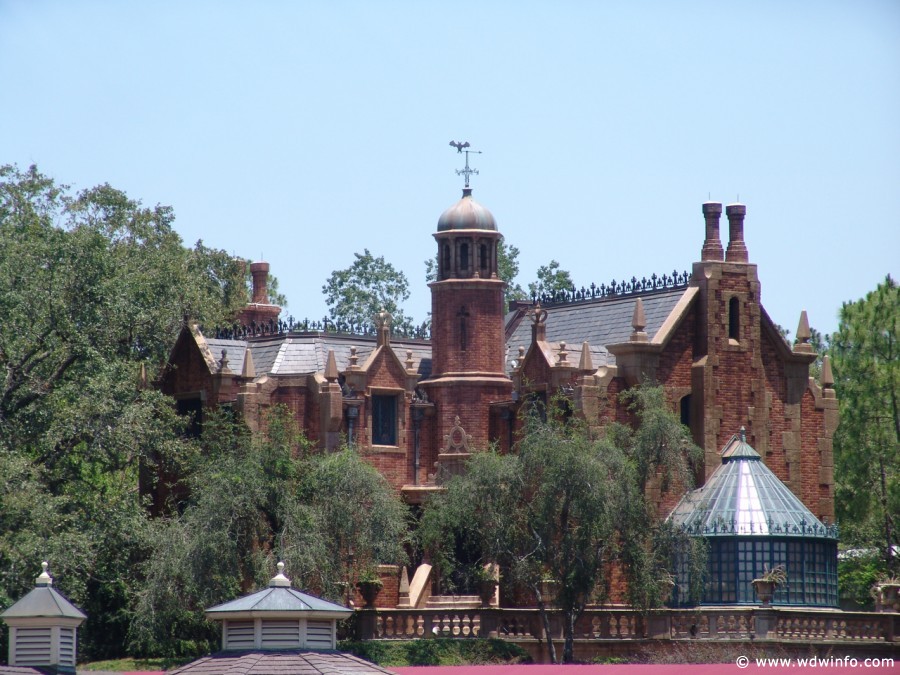 Haunted-Mansion-001