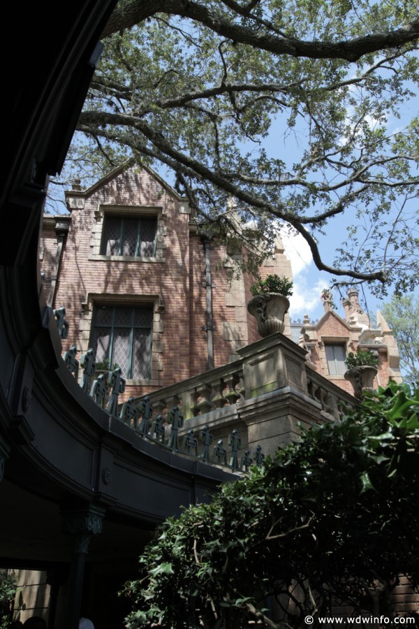 Haunted-Mansion-006